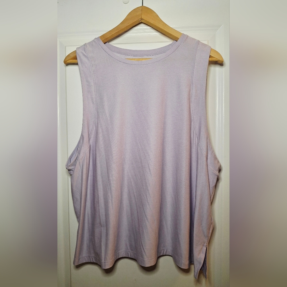 Old Navy Active CloudMotion Go-Dry Tank Top (XL)
